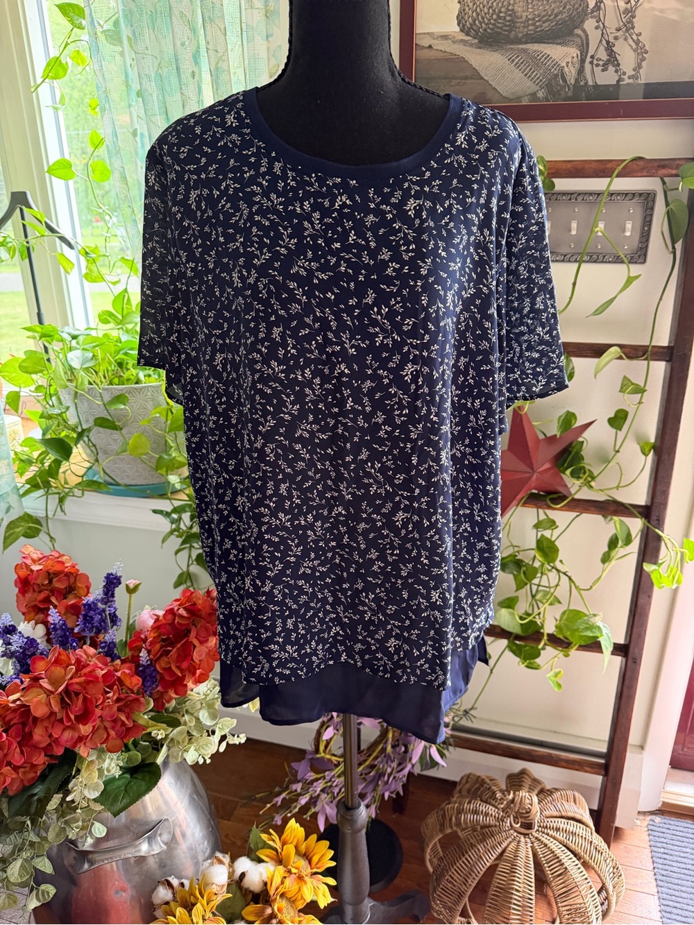 Hilary Radley Navy and White Floral Short Sleeve Tee